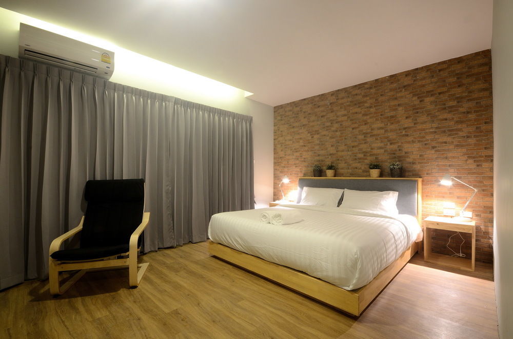 Nest By Sangob Hotel Bangkok Exterior photo