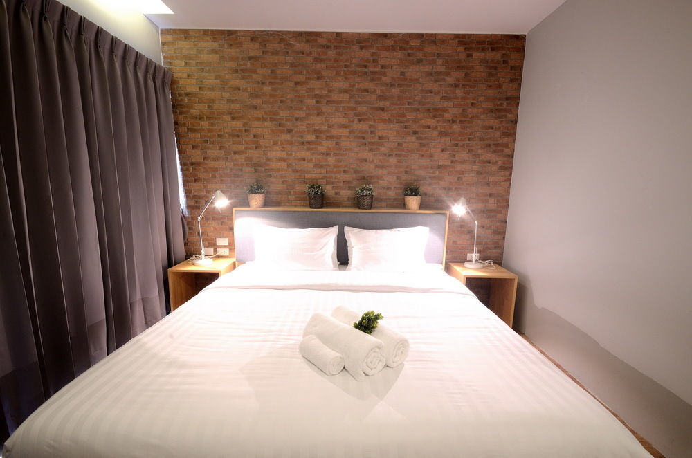 Nest By Sangob Hotel Bangkok Exterior photo