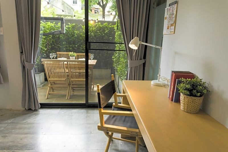 Nest By Sangob Hotel Bangkok Exterior photo