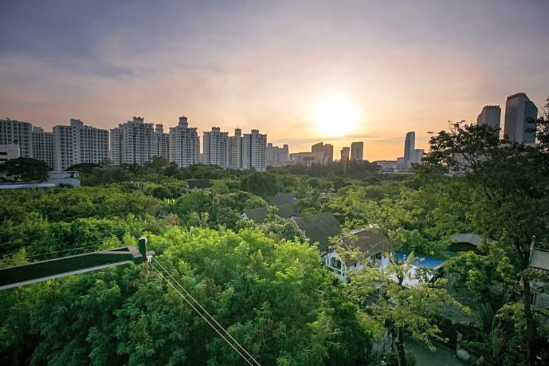Nest By Sangob Hotel Bangkok Exterior photo
